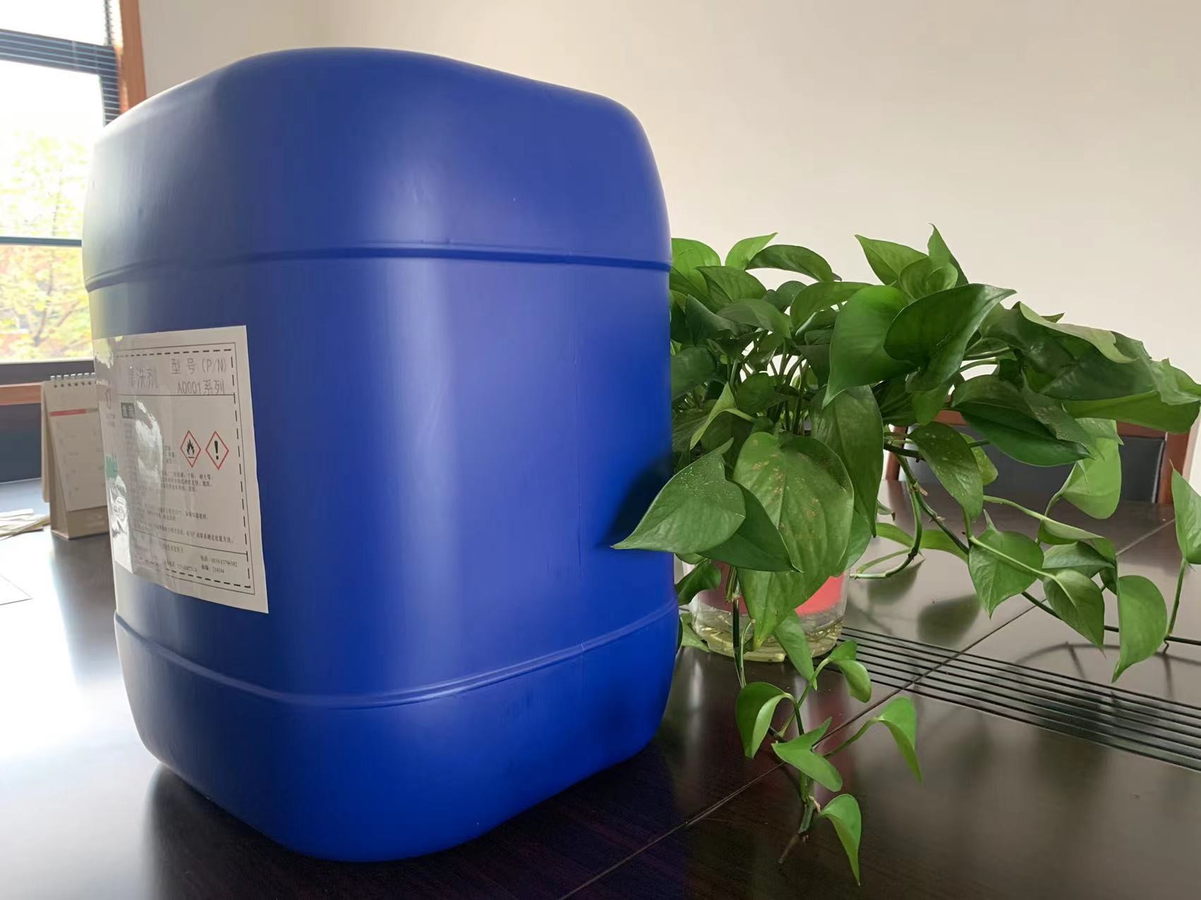 Alcohol Solvent Electronic Cleaner Liquid Welding Residue Cleaning